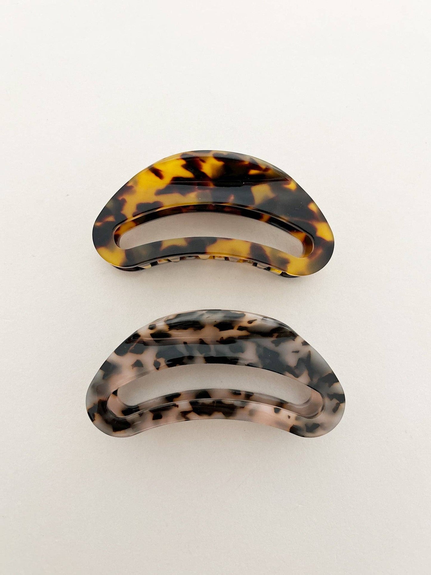 Oval Tort Hair Claw Clip