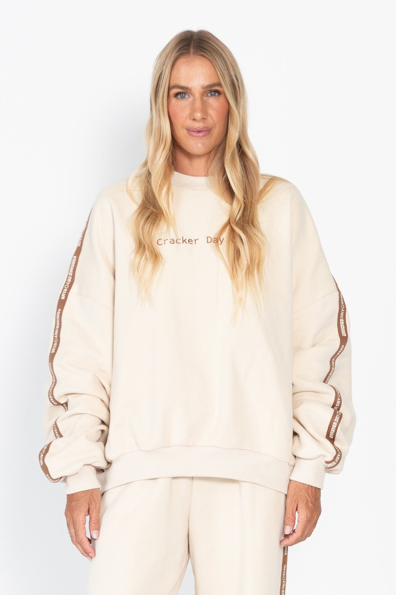 Cloud Racer Hoodie - Latte