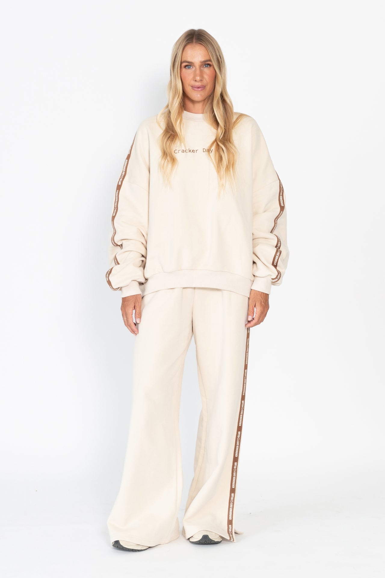 Cloud Racer Hoodie - Latte
